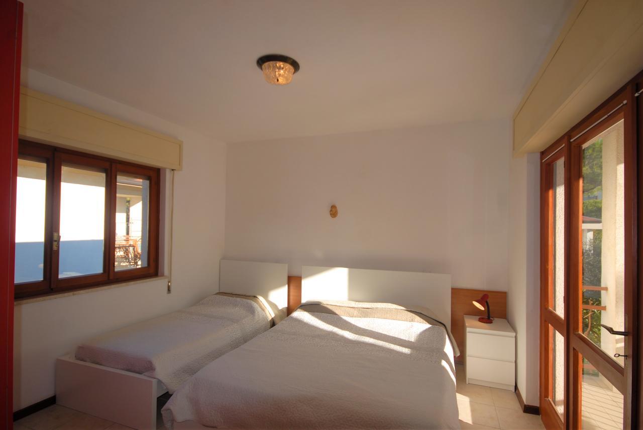 Villa Azalea Lignano Sabbiadoro Eksteriør billede